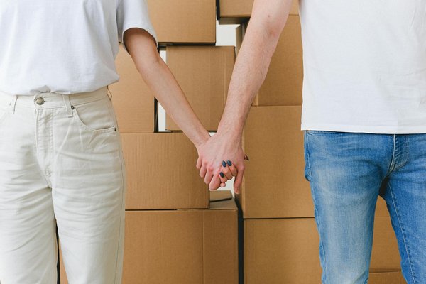 Comment installer une applique murale pour salle de bain ?